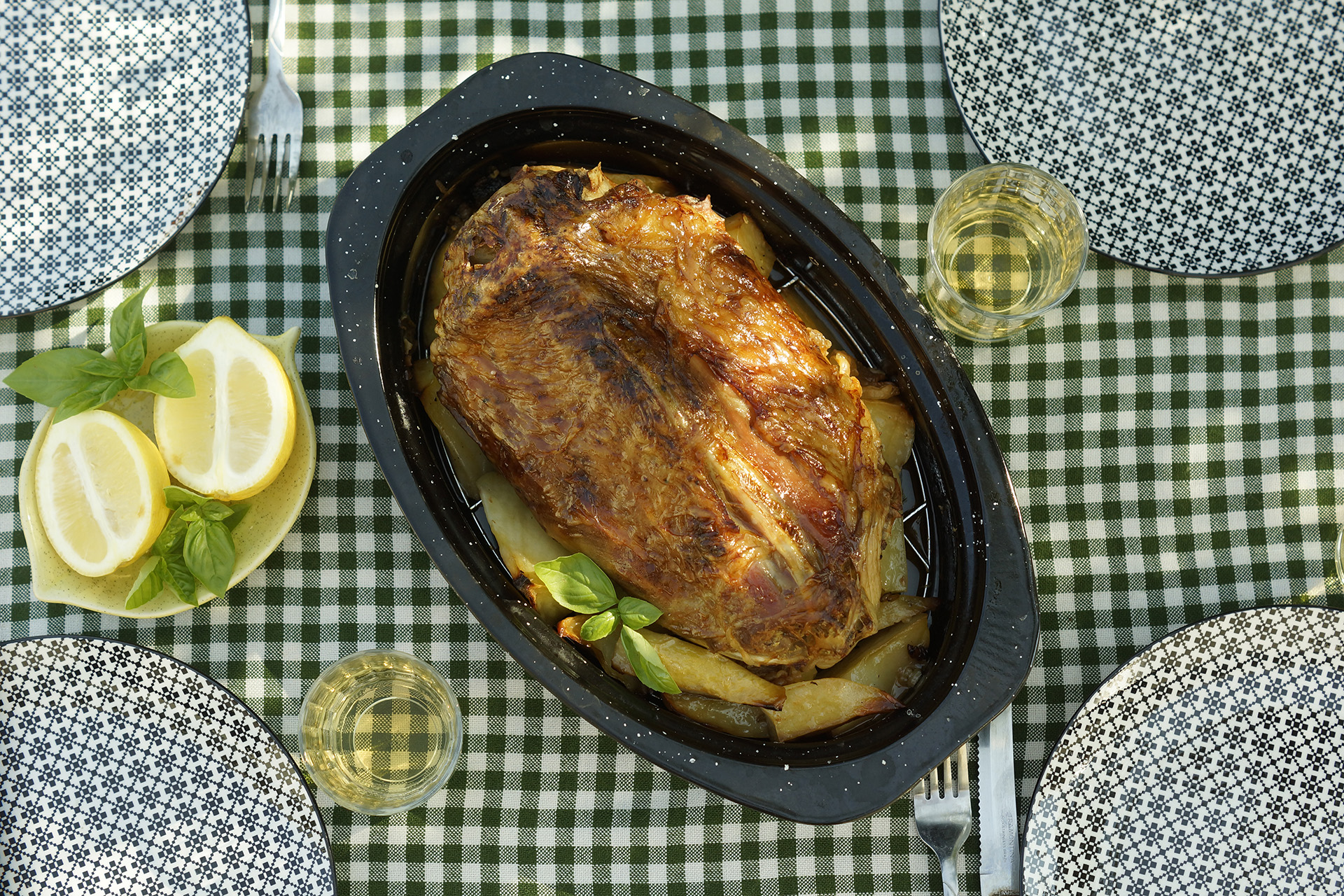 Κατσικάκι γεμιστό "Παλαιοχωρίου"