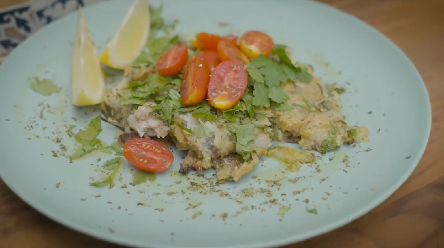 Μαριδάκι τηγανητό με κρεμμύδια ή/και με ντομάτα