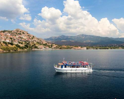 Θαλάσσιες Εκδρομές