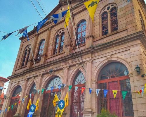 Μητροπολιτικός Ναός Αγίου Αθανασίου Μυτιλήνης