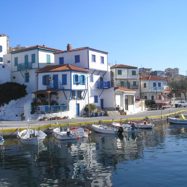 ΛΙΜΑΝΙ ΑΓΙΟΥ ΕΥΣΤΡΑΤΙΟΥ