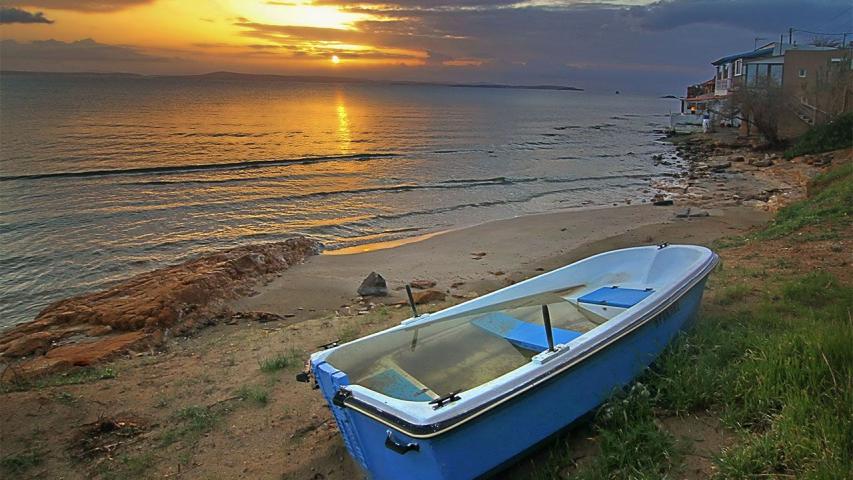 Παραλία Καρφάς