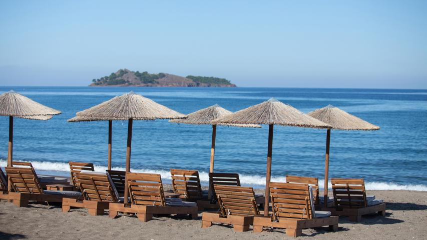 Παραλία Πέτρα