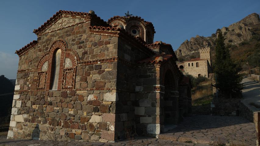 Ιερά Μονή Παμμεγίστων Ταξιαρχών Πιθαρίου Ερεσού