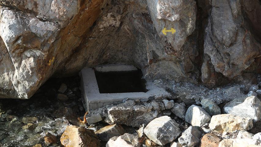 Θερμές Πηγές Κρυφτής Πλωμαρίου